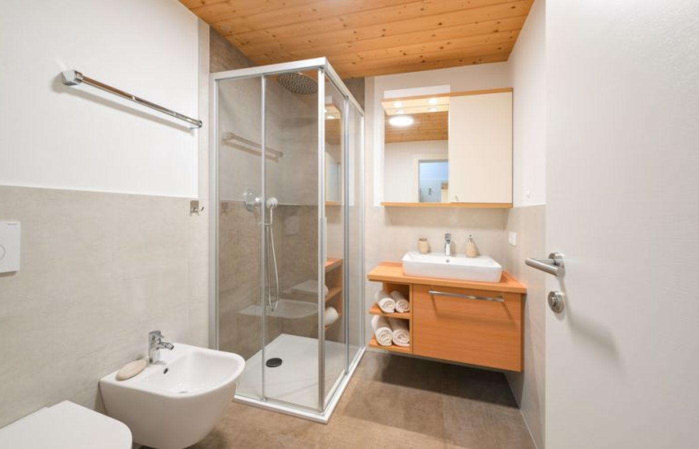 Apartment 4